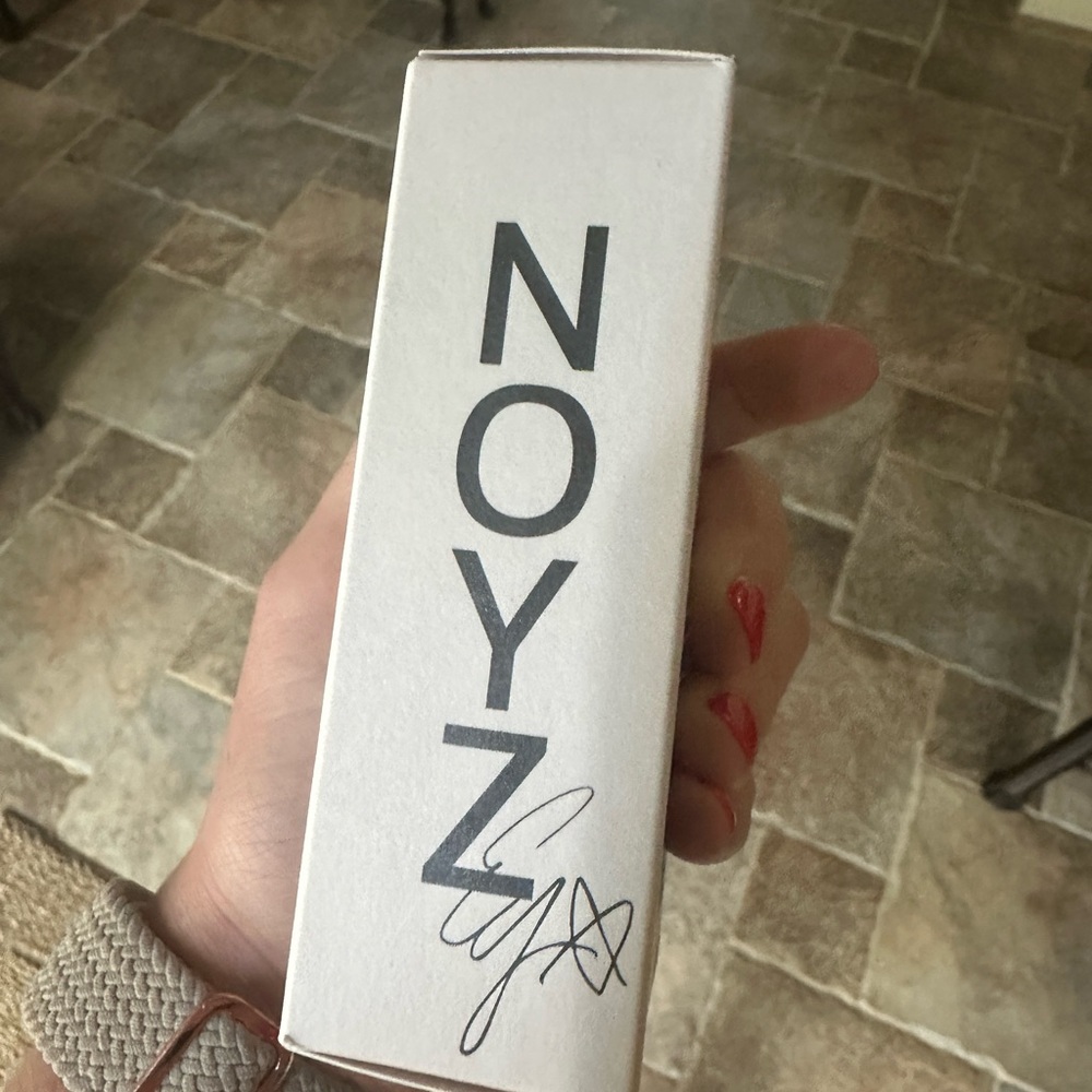 Ella Langley NOYZ “Be Her” perfume - Picture 5 of 5